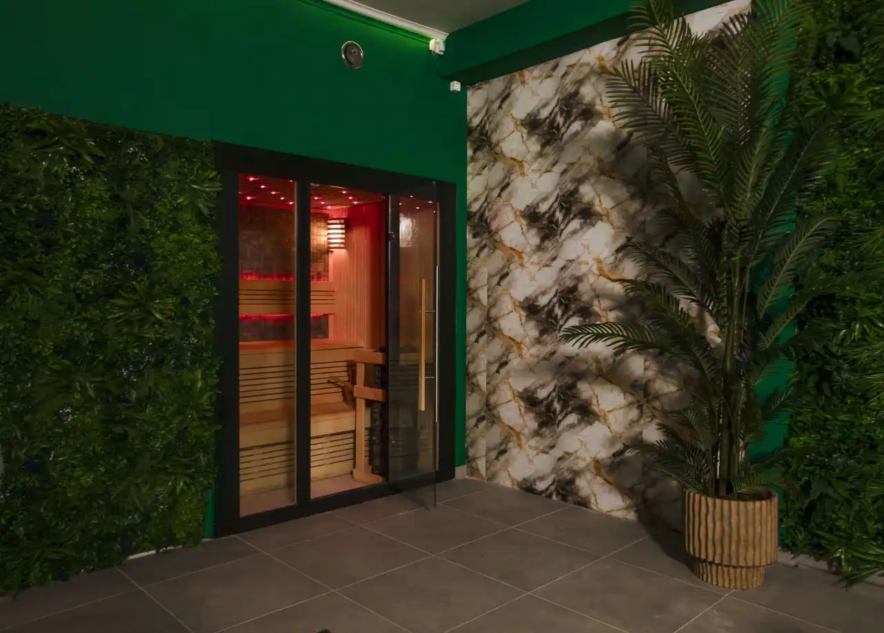 Spa Velura - Jungle Escape