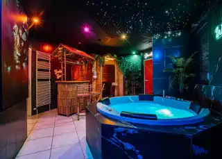 Jungle Prive Spa thumbnail